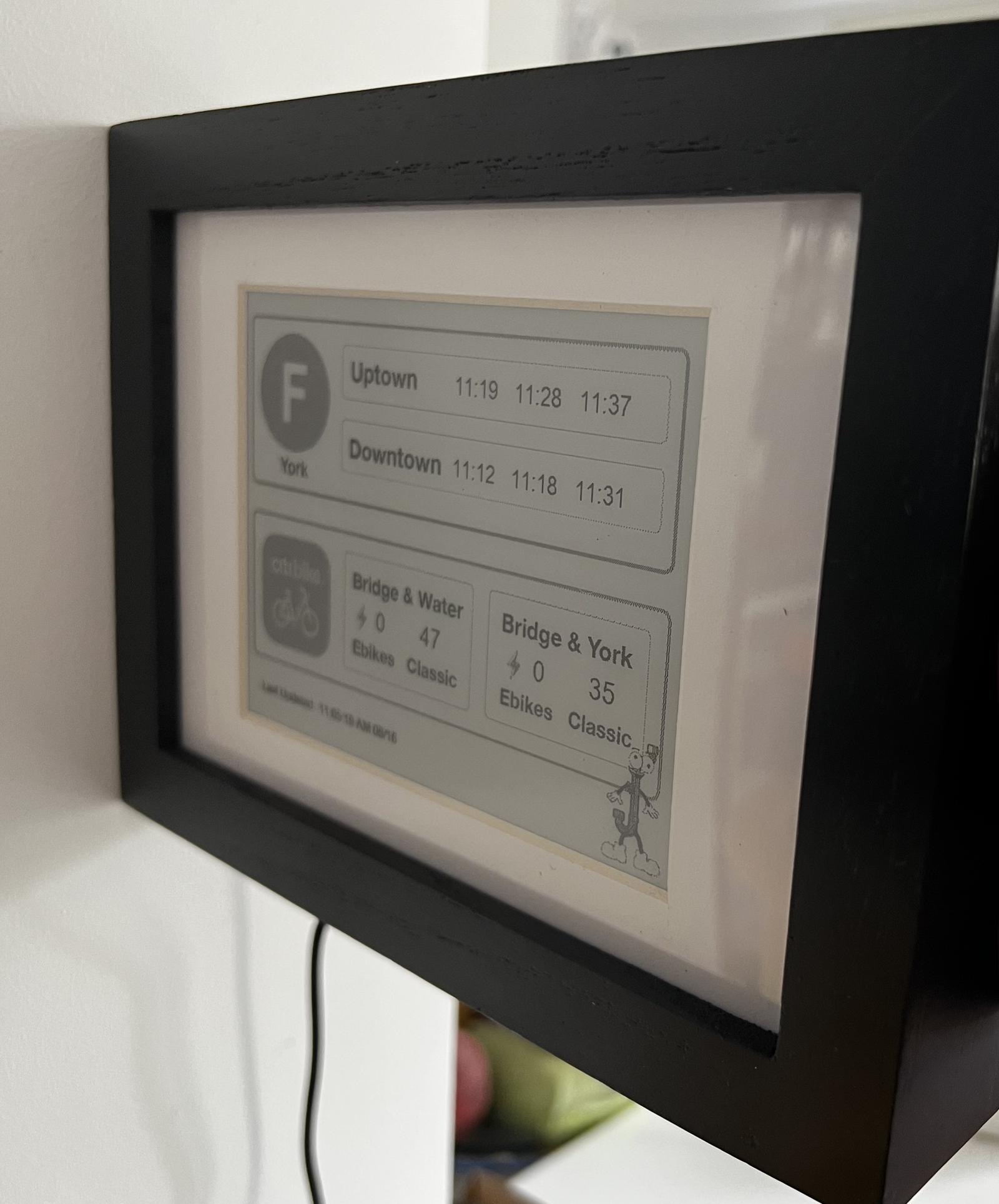 E-Ink Transit Info Display